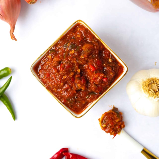 House Sambal Oelek Sauce ( 2 oz ).