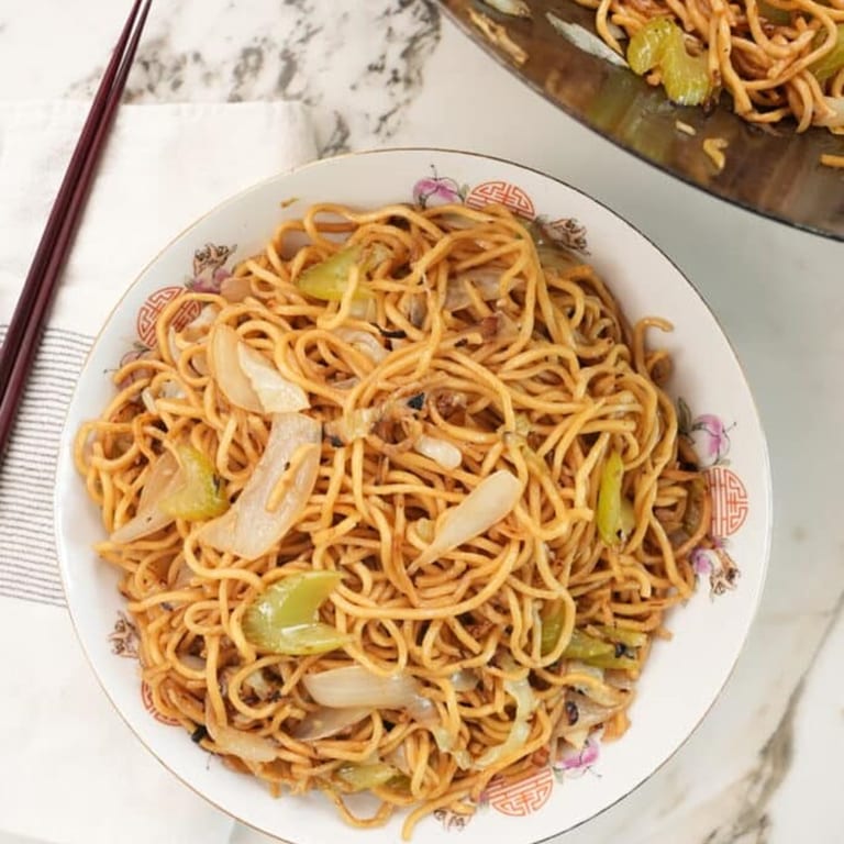 Delicious Chow Mein and Noodle Dishes