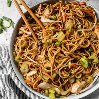 Vegetable Chow Mein (Large)