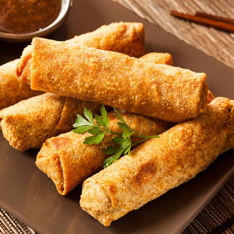 Egg Roll Delights: Chinese Cuisine Favorites